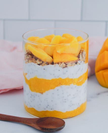 Mango Chia Yogurt Pudding