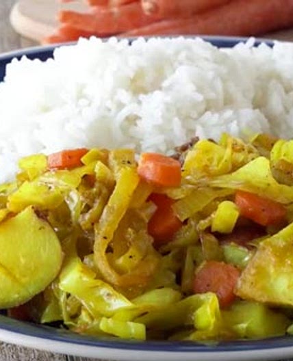 Ethiopian Cabbage Dish: Tikel Gomen