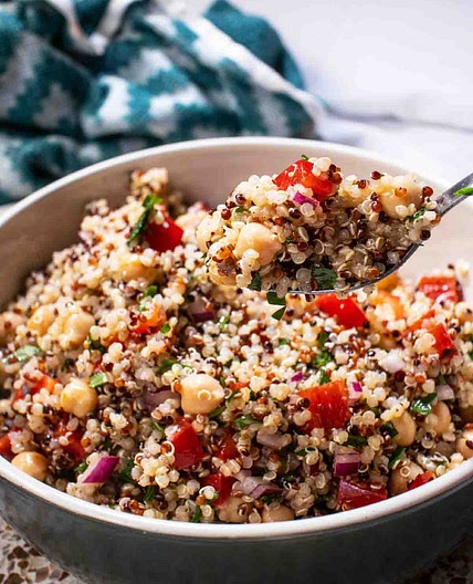 Quinoa Salad with Chickpeas