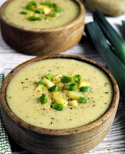 Creamy Vegan Potato Leek Soup