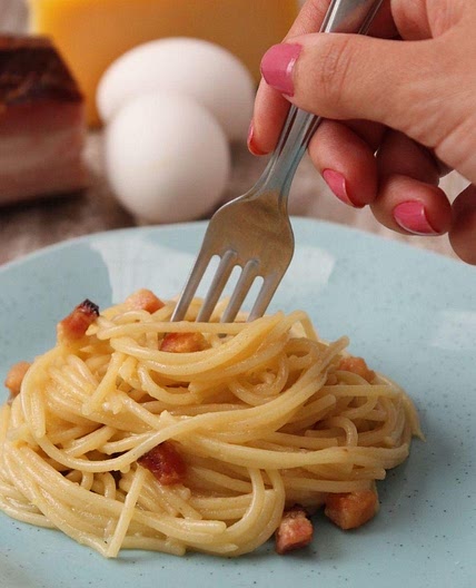 Receita de Macarrão à carbonara simples
