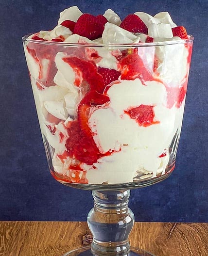 Low FODMAP Eton Mess