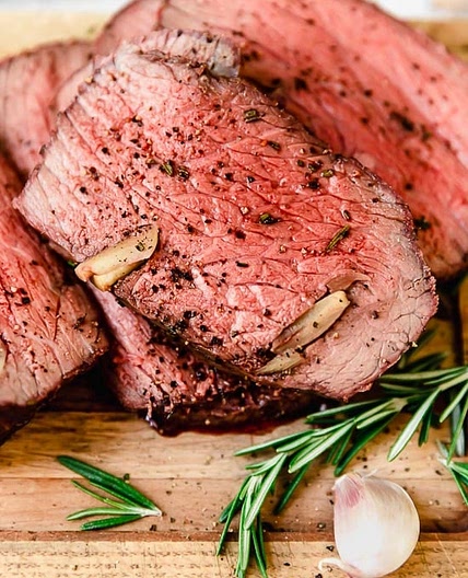 Garlic Lovers Roast Beef