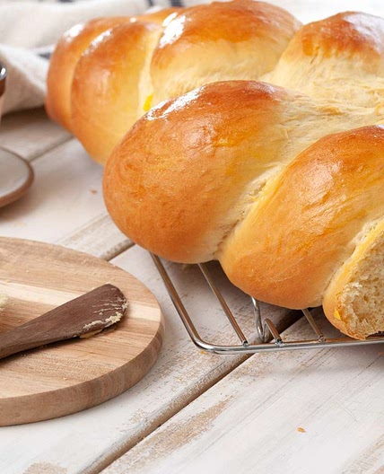 Kolach (Ukrainian Christmas Bread) Recipe