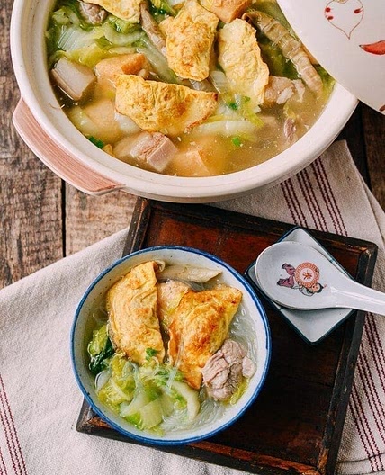 Egg Dumplings, A Chinese New Year Must Have (蛋饺)