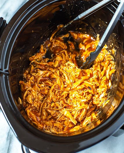 The Easiest 2-Ingredient Crockpot BBQ Chicken