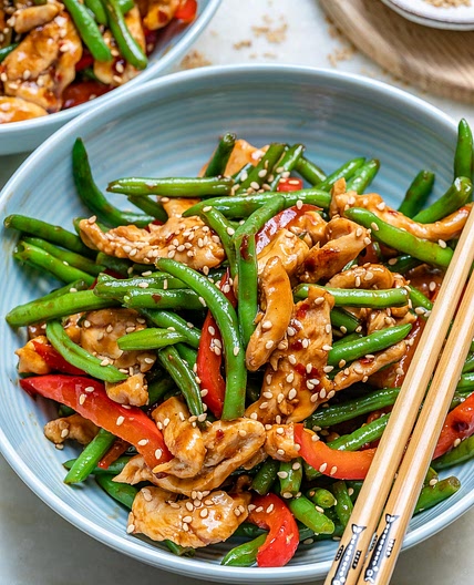 Make this Sesame Chicken Stir-fry on Busy Back to School Nights!