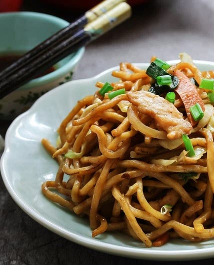 Chicken Lo Mein