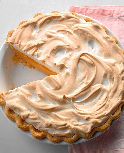 Grapefruit Meringue Pie