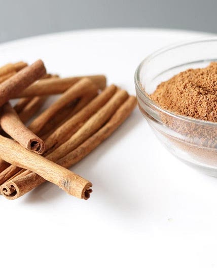 How to Make Ground Cinnamon From Cinnamon Sticks