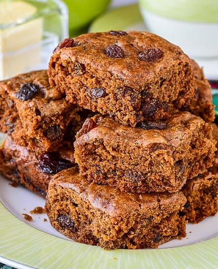 Newfoundland Molasses Raisin Tea Buns