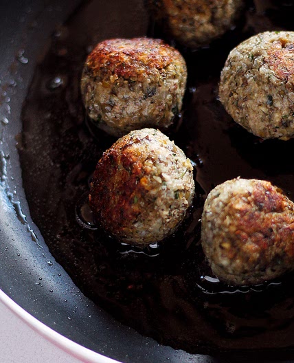 Vegan Italian Meatballs