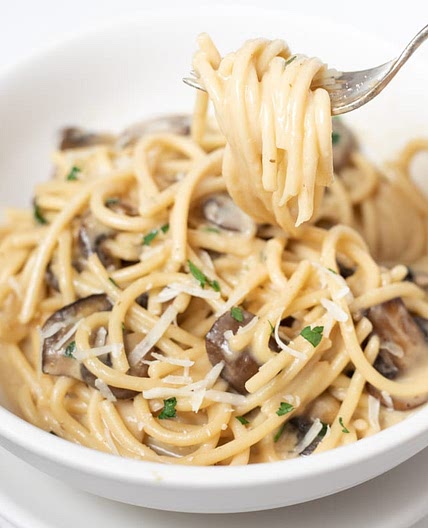 Creamy Mushroom Pasta in Instant Pot