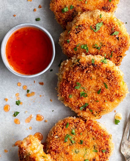Extra Crispy Asian Salmon Cakes