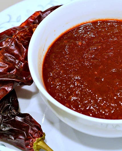 Easy New Mexican Red Chile Sauce