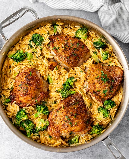 Skillet Chicken Thighs with Broccoli Cheddar Orzo