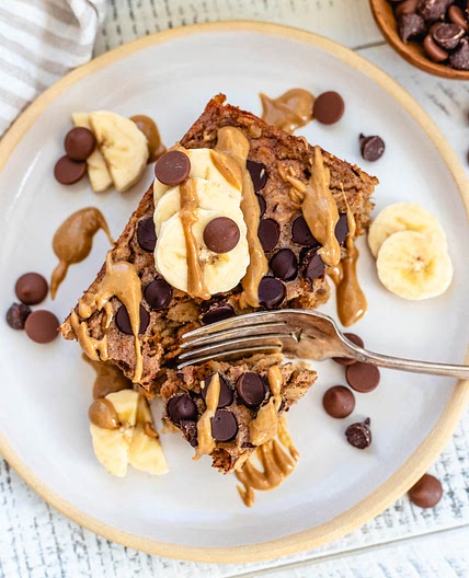 Chocolate Chip Banana Baked Oatmeal