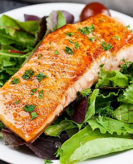 Pan-Seared Salmon Salad with Lemon Dijon Vinaigrette