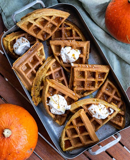 Easy Pumpkin Waffles