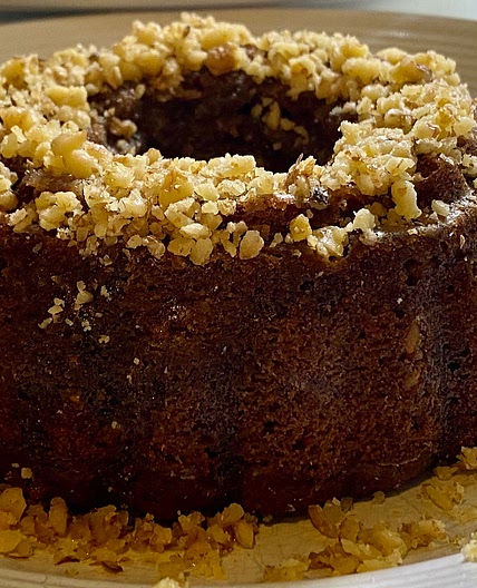 Soft Walnut Date Cake 🥮