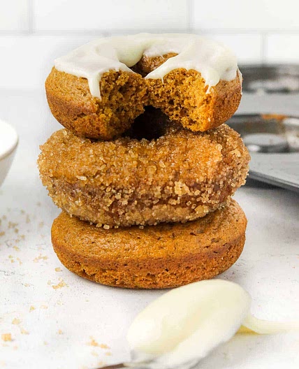 15 Minute Baked Pumpkin Donuts
