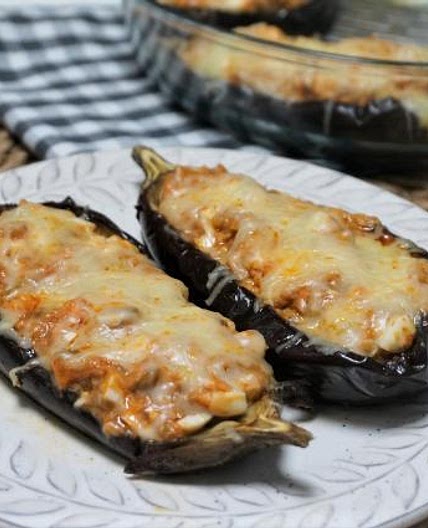 Receita de Berinjela recheada no microondas