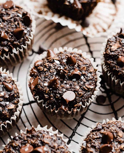 Healthy Banana Chocolate Oat Muffins