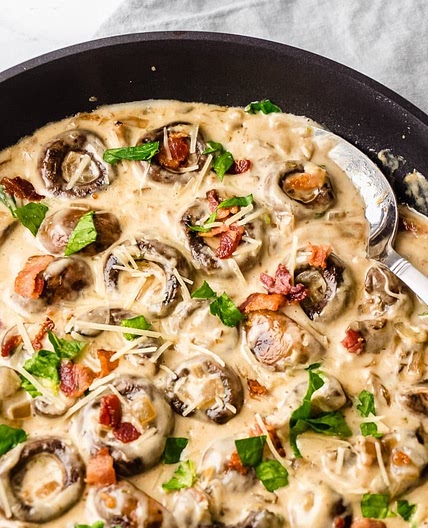 Keto Garlic Parmesan Mushrooms with Bacon