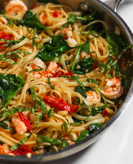 Garlic Butter White Wine Shrimp Pasta