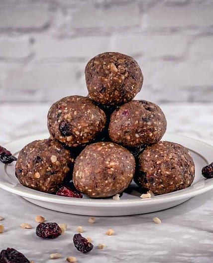 Energy Bites with Dates