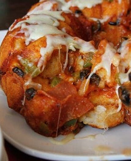 Pizza Pull-Apart Bread