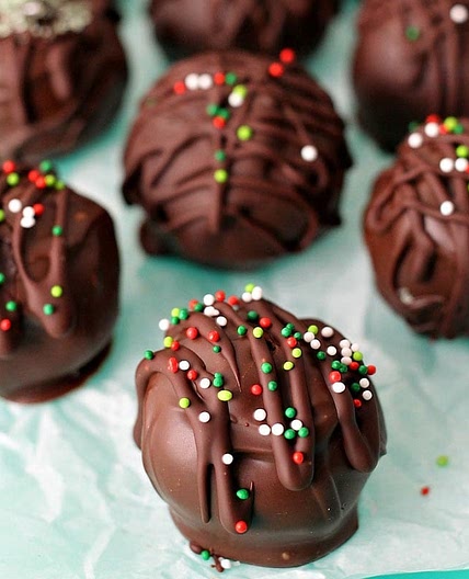 Christmas Oreo Bon Bons
