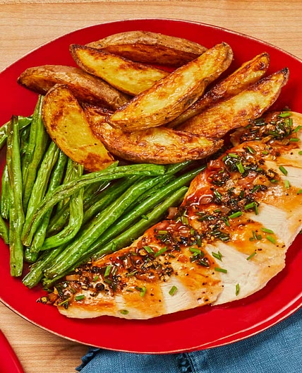 Chicken au Poivre with Roasted Potatoes & Green Beans