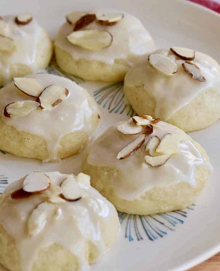 Almond Ricotta Cookies