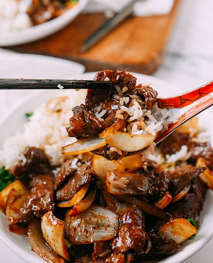 Beef Onion Stir-fry