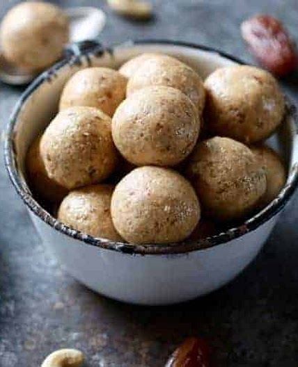 3-Ingredient Nutty Cashew Bites