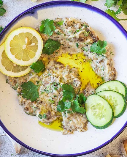 Tangy and creamy baba ghanoush without tahini