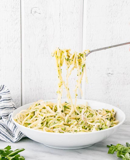 One Pot Herb and Garlic Chicken Pasta