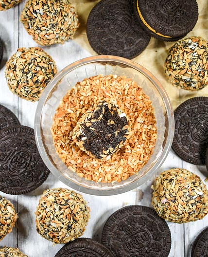 Toasted Coconut Oreo Truffles