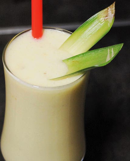 Batida de coco e abacaxi