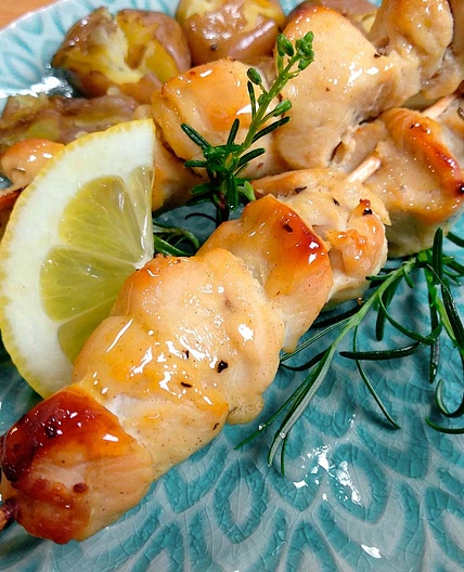 Receita de Espetinho de frango no forno simples