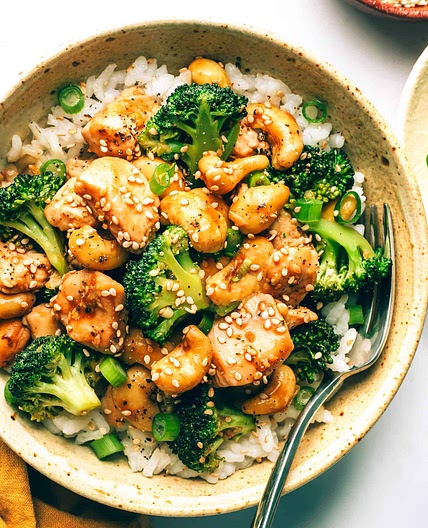 Cashew Chicken and Broccoli
