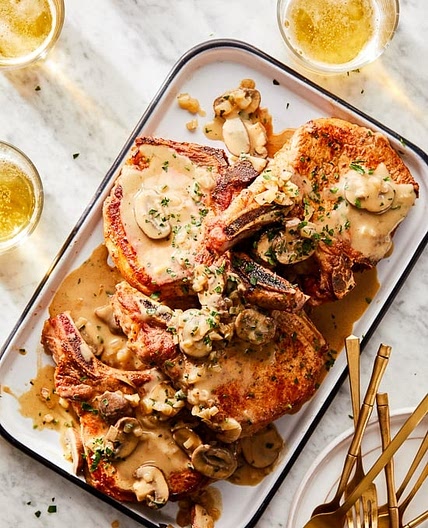 Pork Chops with Mushrooms and Shallots