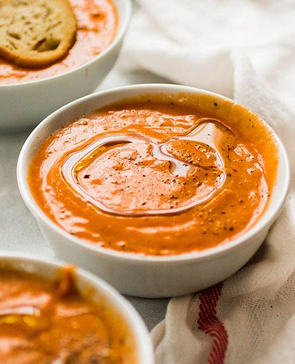 Vegan Roasted Tomato Soup