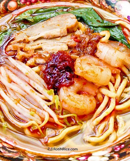 Hokkien Hae Mee (Prawn Noodles)
