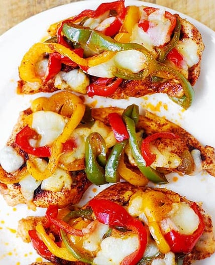 Cheesy Fajita Chicken Bake