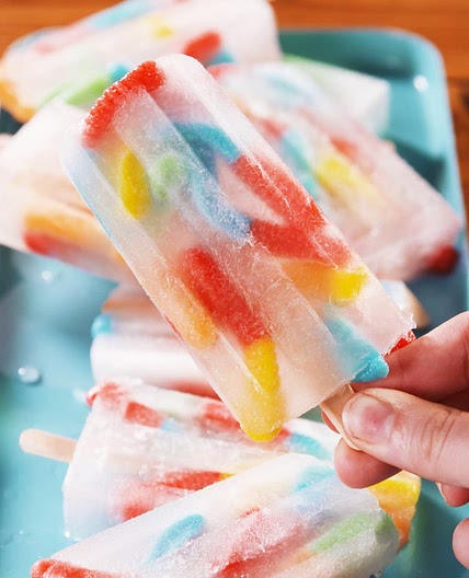 Sour Worm Vodka Pops