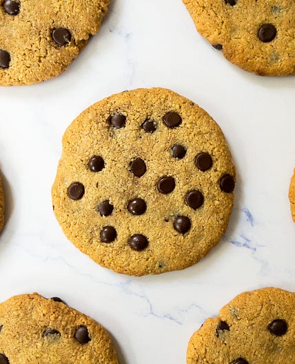 Almond Flour Chocolate Chip Cookies