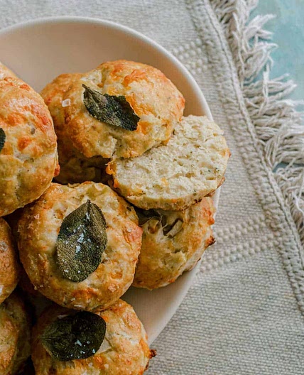 Apple Cheddar Scones