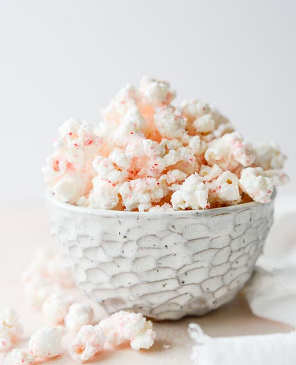 White Chocolate Peppermint Popcorn